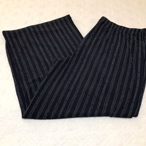 Chico’s Travelers Navy White Stripe Patterned Wide Leg Pants Size 3 or XL
